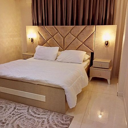 Al Seoudi Furnished Units Apartment Zarqa Bagian luar foto