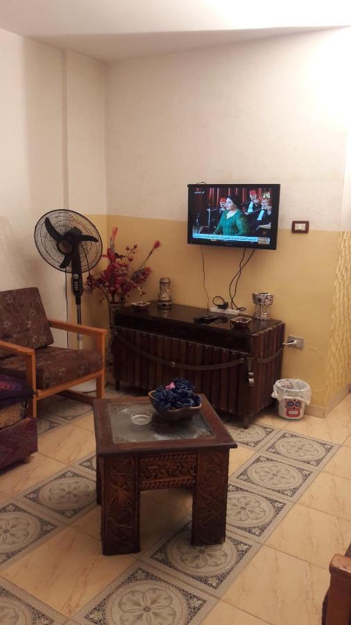 Al Seoudi Furnished Units Apartment Zarqa Bagian luar foto