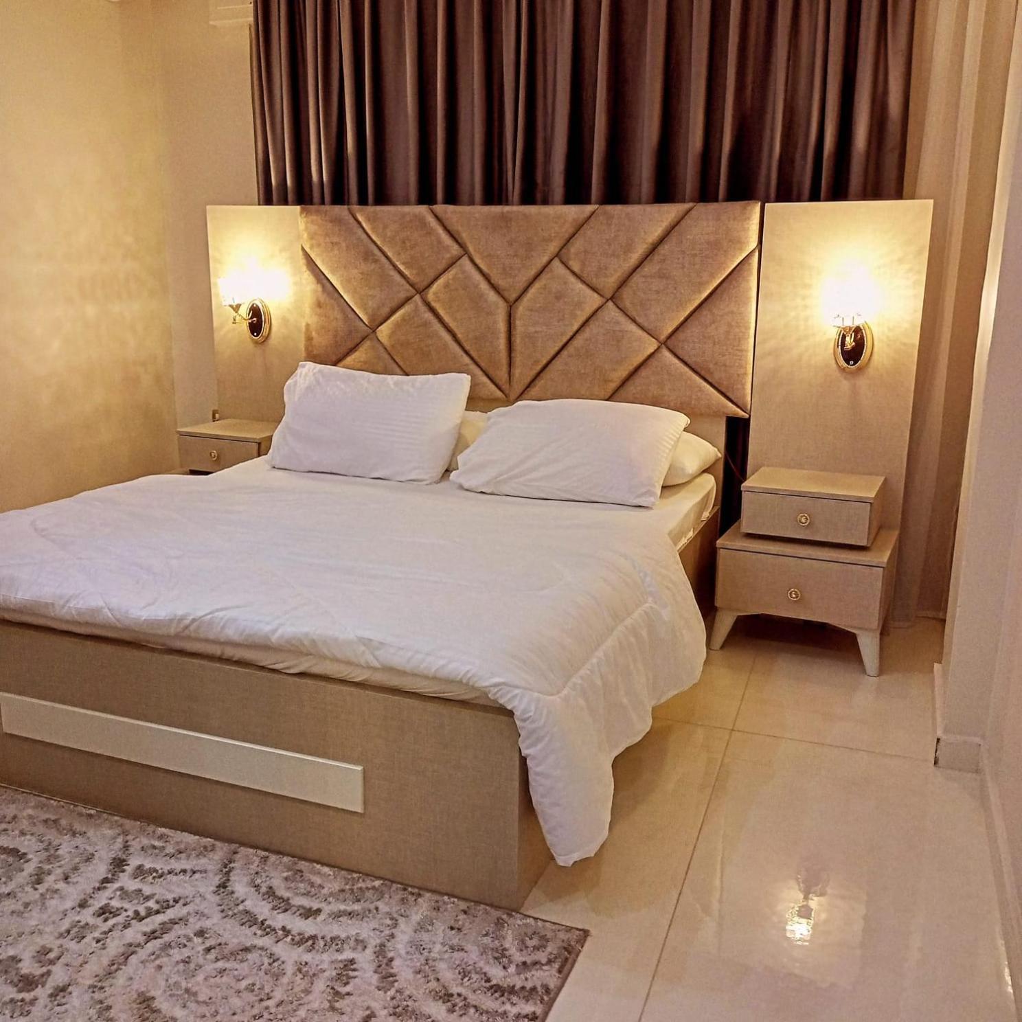 Al Seoudi Furnished Units Apartment Zarqa Bagian luar foto