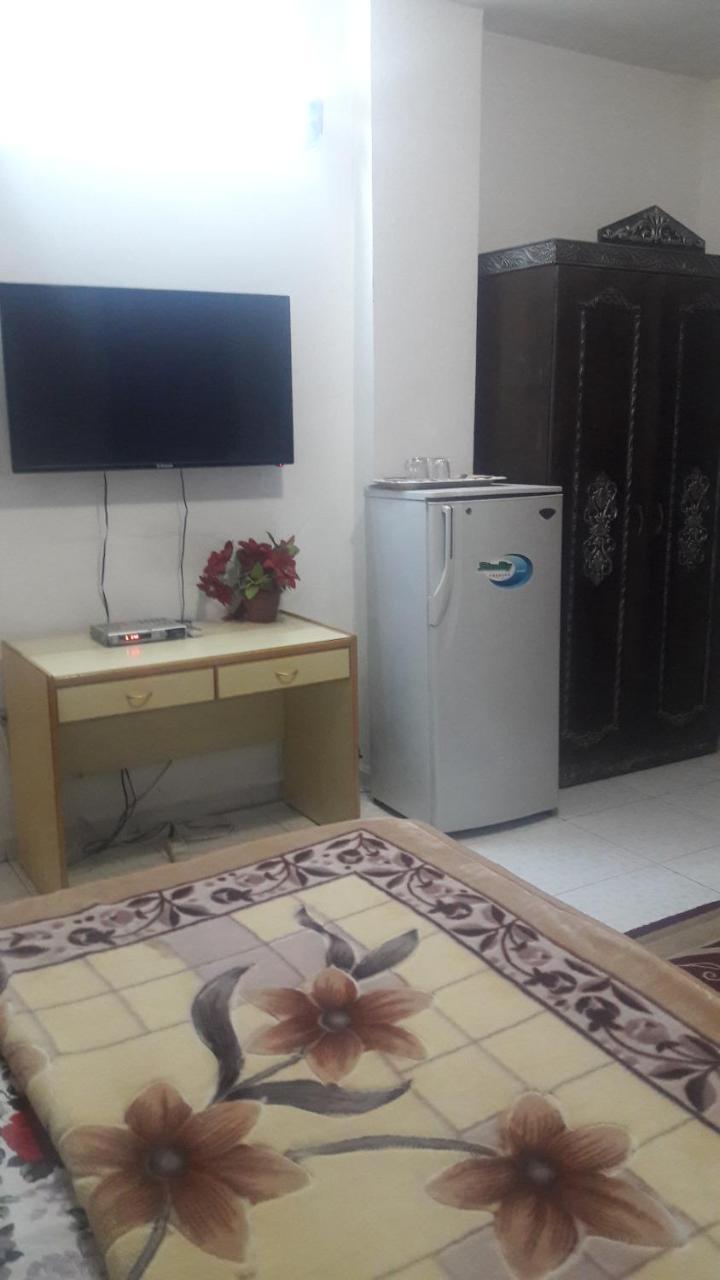 Al Seoudi Furnished Units Apartment Zarqa Bagian luar foto