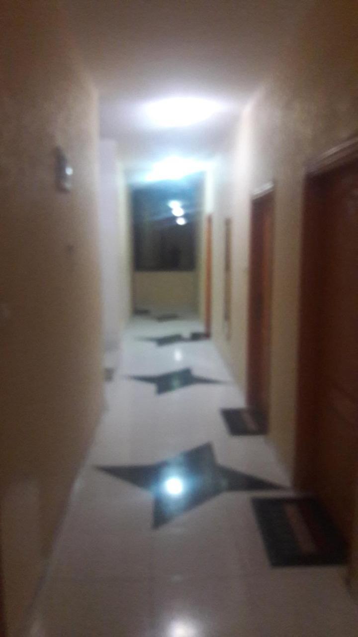 Al Seoudi Furnished Units Apartment Zarqa Bagian luar foto