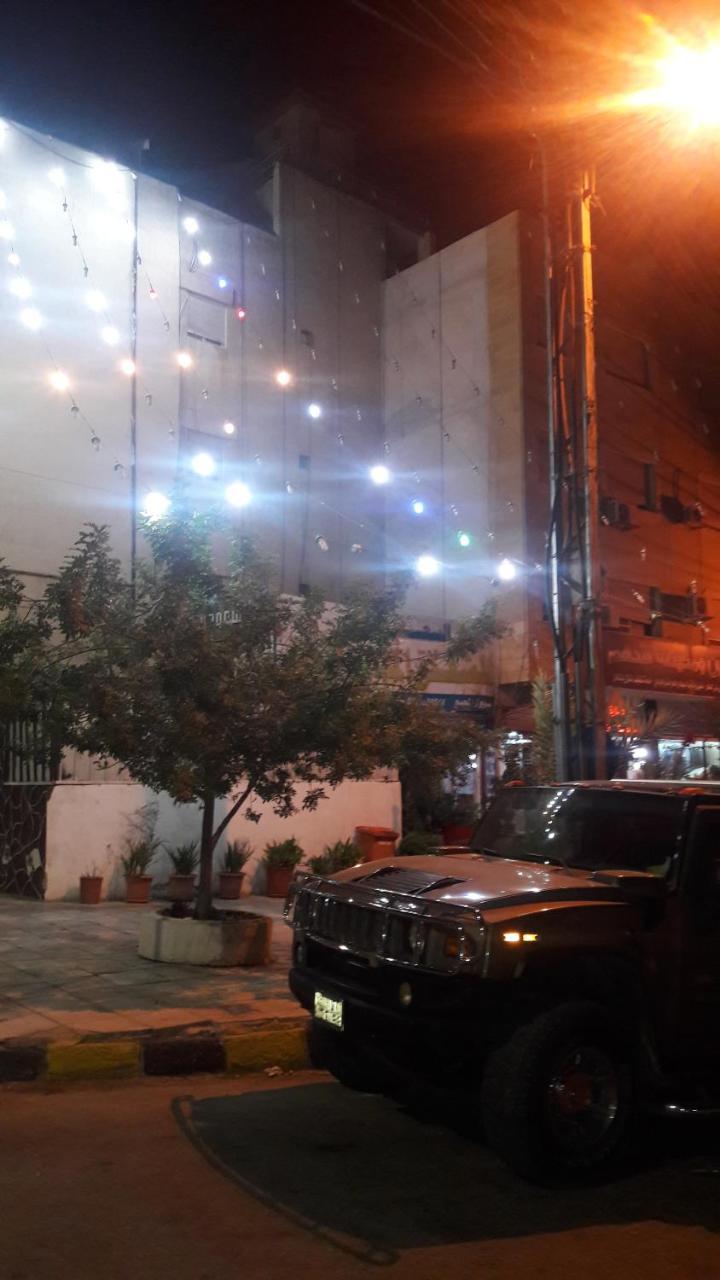 Al Seoudi Furnished Units Apartment Zarqa Bagian luar foto