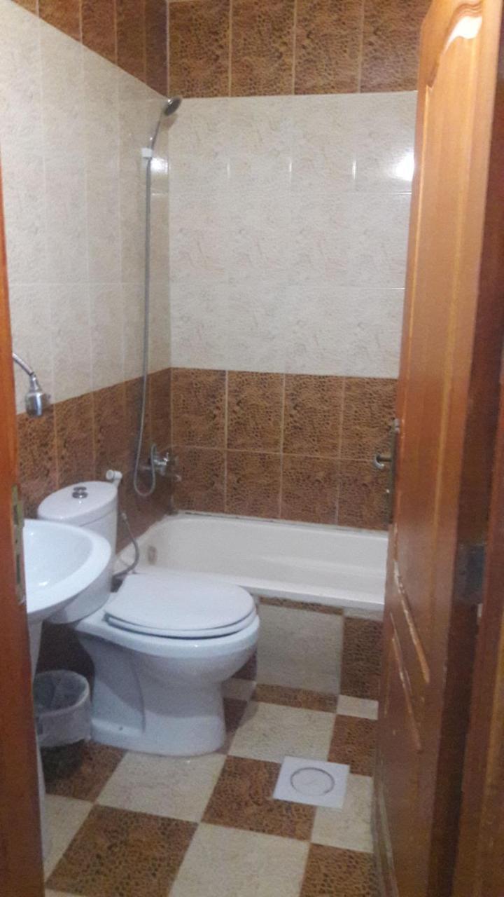 Al Seoudi Furnished Units Apartment Zarqa Bagian luar foto