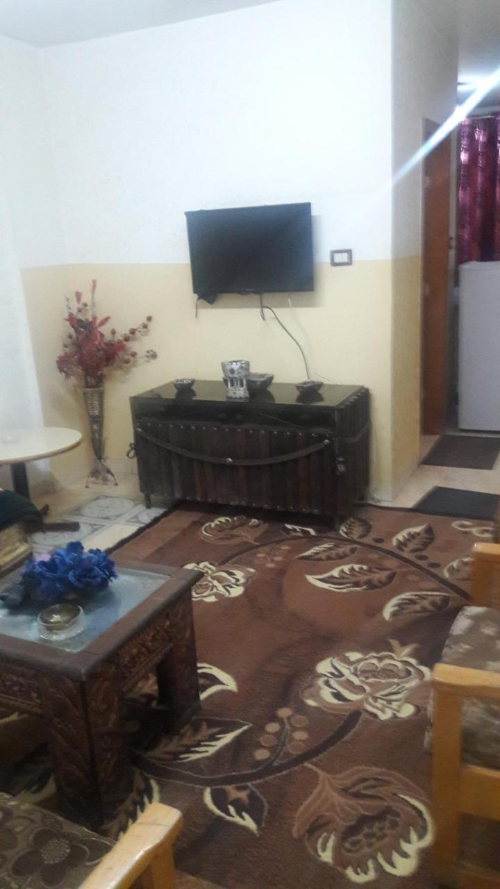 Al Seoudi Furnished Units Apartment Zarqa Bagian luar foto