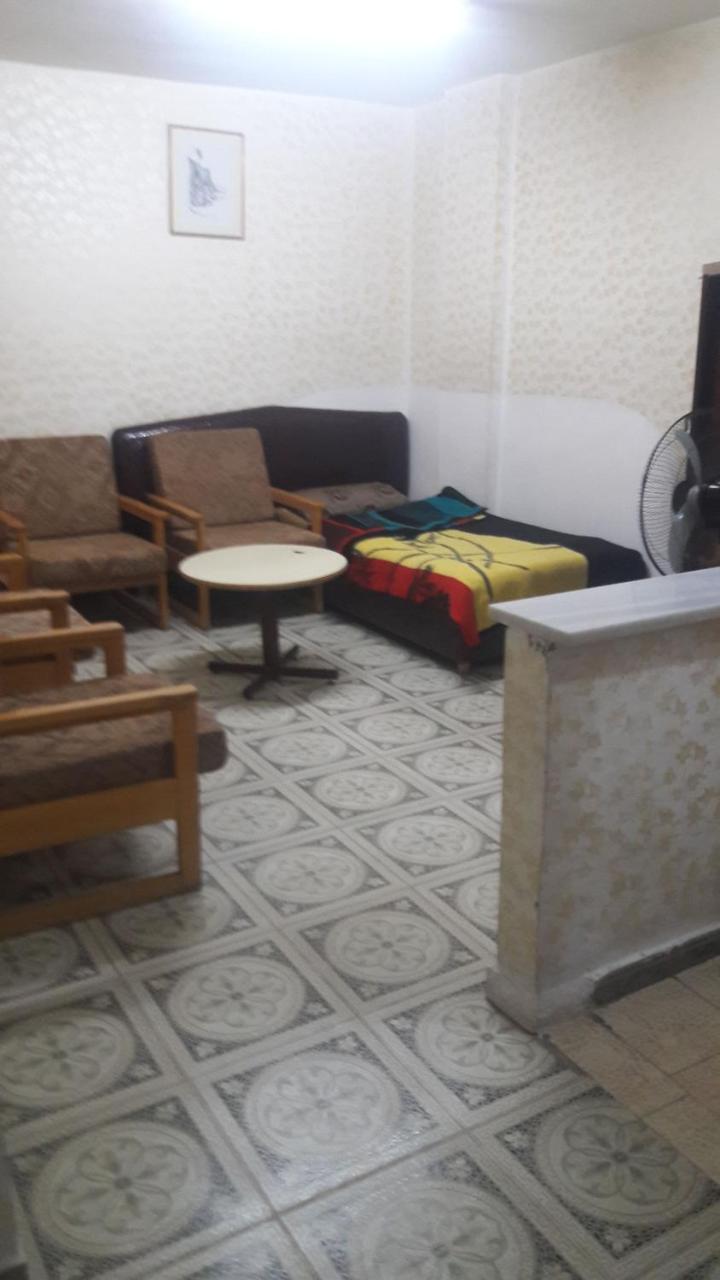 Al Seoudi Furnished Units Apartment Zarqa Bagian luar foto