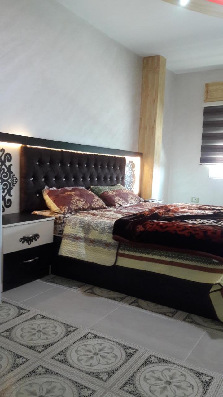 Al Seoudi Furnished Units Apartment Zarqa Bagian luar foto