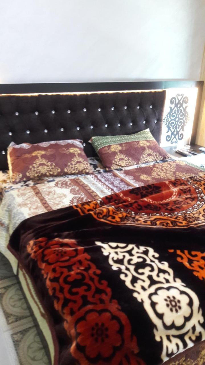Al Seoudi Furnished Units Apartment Zarqa Bagian luar foto